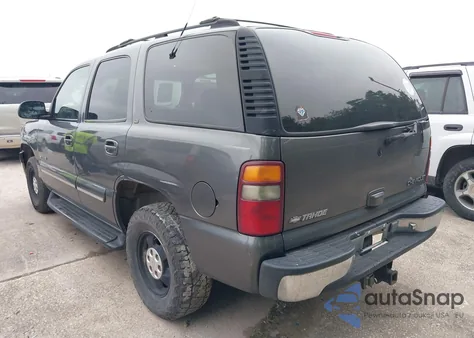 2001 Chevrolet Tahoe C1500 z USA, uszkodzony, nr VIN 1GNEC13T01J147222